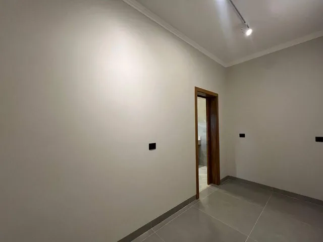 Imagem 7: Casa Térrea de Alto Padrão com Área de Lazer Completa em Localização Privilegiada!