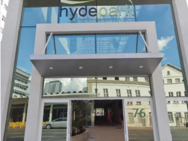 Imagem: PONTO COMERCIAL em Curitiba - PR, Centro