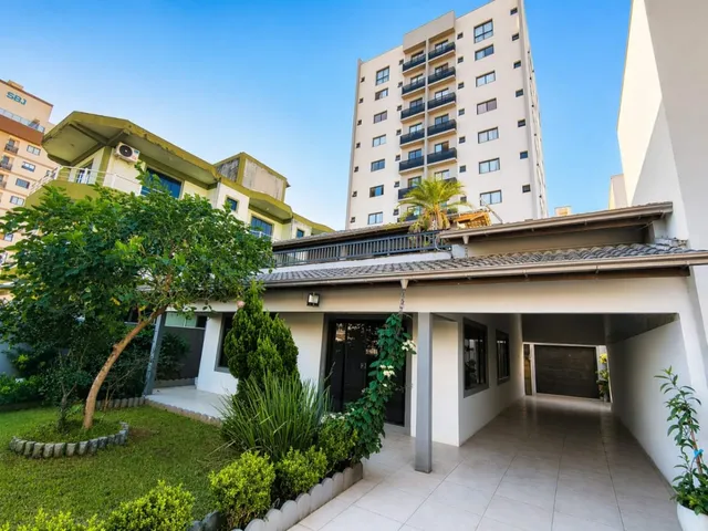 Imagem: Casa para venda em Centro com 3 quartos