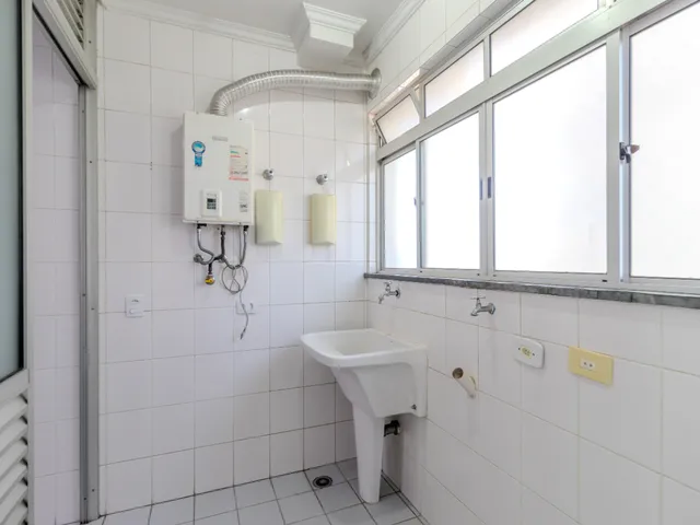 Imagem 8: Apartamento para venda em Chácara Inglesa com 3 quartos, sendo 1 suíte, 75m²