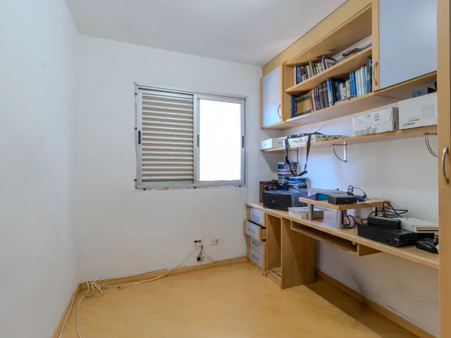 Imagem 10: Apartamento para venda em Chácara Inglesa com 3 quartos, sendo 1 suíte, 75m²