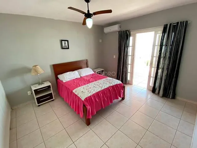 Imagem 10: Casa Beira-Mar para Aluguel de Temporada em Bombas