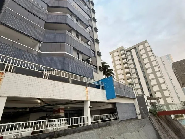 Imagem 2: Apartamento à Venda no Centro de Guarapari-ES com Vista para o Mar - 3 Quartos, 1
