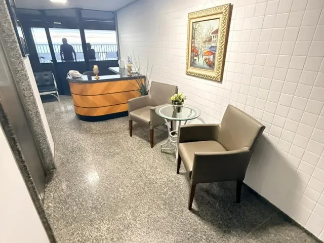 Imagem 6: Apartamento à Venda no Centro de Guarapari-ES com Vista para o Mar - 3 Quartos, 1