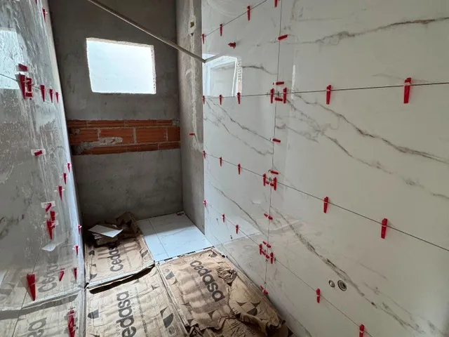 Imagem 14: Lançamento Casa Linear em Santa Mônica - 250m da Praia - 3 Quartos, 1 Suíte, 2 Salas