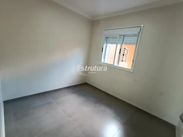 Imagem 8: Belíssima casa toda reformada na Tancredo Neves com 4 dormitórios