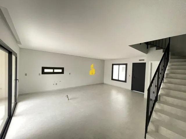 Imagem 3: LINDA CASA COM 3 SUÍTES NA CIDADE DE TIMBÓ/SC