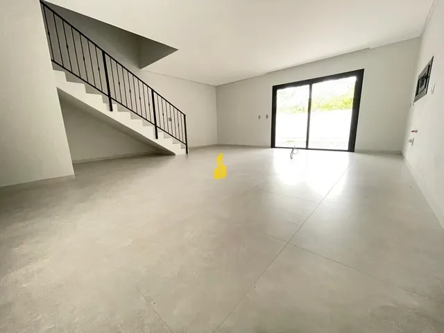 Imagem 6: LINDA CASA COM 3 SUÍTES NA CIDADE DE TIMBÓ/SC