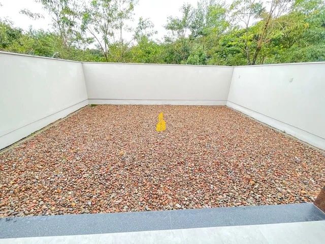 Imagem 2: LINDA CASA COM 3 SUÍTES NA CIDADE DE TIMBÓ/SC