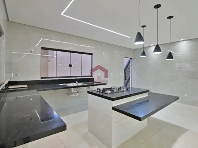 Imagem 9: QE 56 - 380M² - 4 QUARTOS - SUÍTE MASTER - 3 PAVIMENTOS - HABITE-SE - GUARÁ II