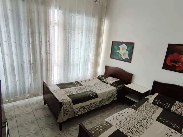 Imagem 4: Apartamento Quarto e Sala Frente p/ Mar Disponível p/ Locação Anual no Centro de
