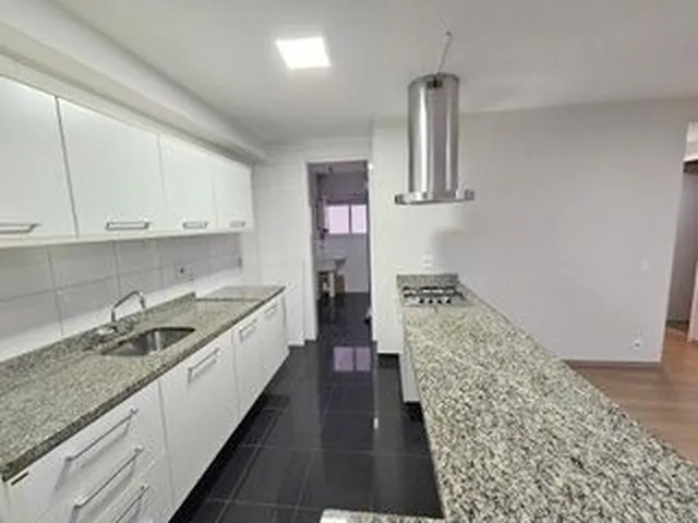 Imagem 2: Oportunidade de LOCAÇÃO - Apartamento com 2 quartos, 77 metros, do lado do shopping