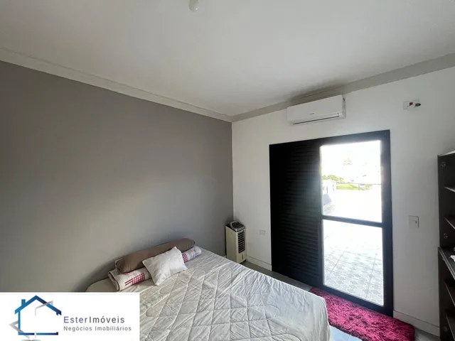 Imagem 5: Casa de alto padrão no Condomínio Suru - Santana de Parnaíba-SP: 3 quartos, 3 suítes