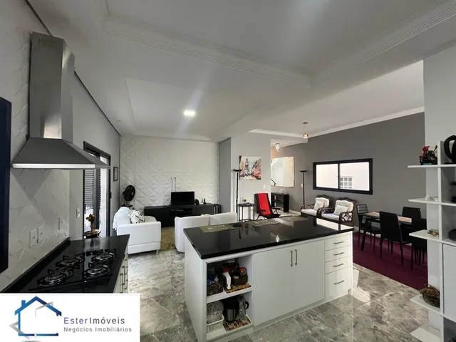 Imagem 3: Casa de alto padrão no Condomínio Suru - Santana de Parnaíba-SP: 3 quartos, 3 suítes