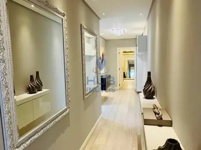 Imagem 9: Apartamento com 4 dormitórios sendo 4 suítes e 3 vagas de garagem em Itapema/SC