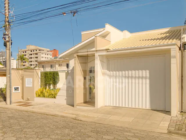 Imagem 5: Casa com 4 dormitórios