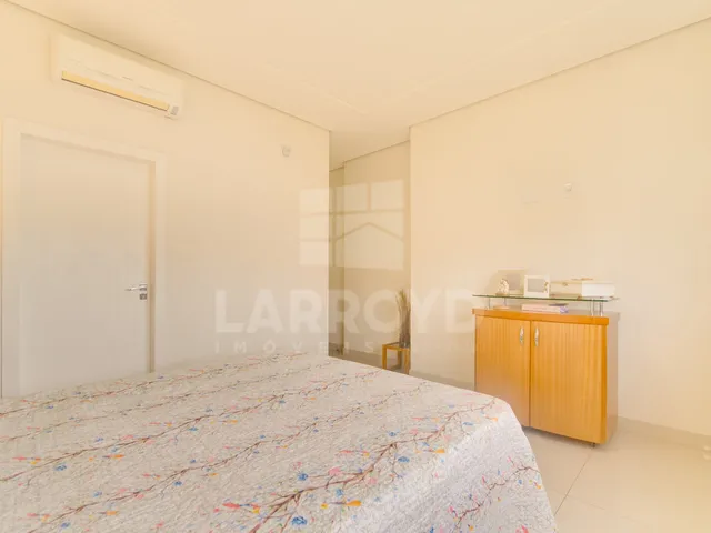 Imagem 4: Casa com 4 dormitórios