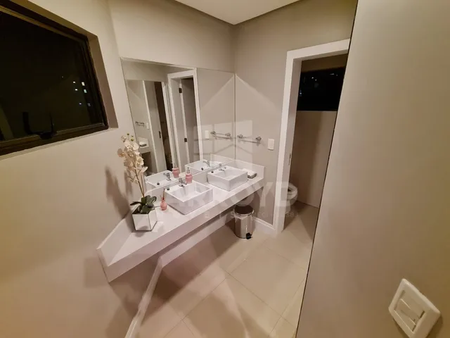 Imagem 10: Apartamento com 4 dormitórios