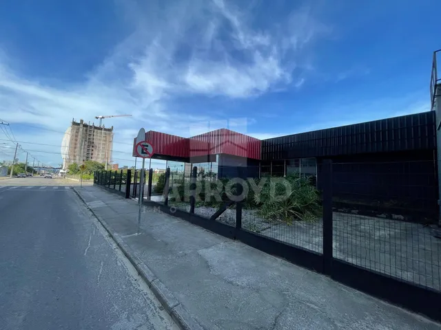 Imagem 8: Sala comercial com 4 banheiros