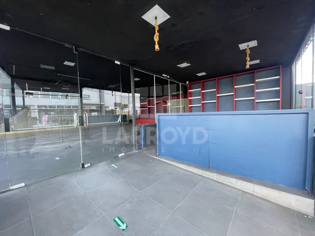 Imagem 10: Sala comercial com 4 banheiros