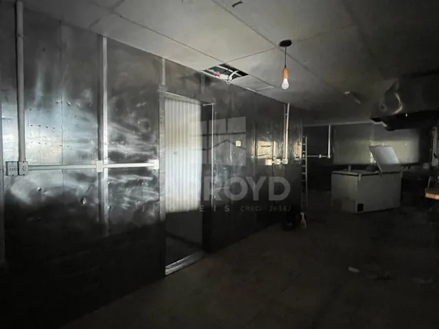 Imagem 5: Sala comercial com 4 banheiros