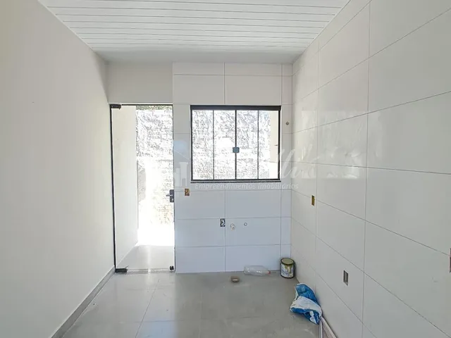 Imagem 3: Casa para à venda, no Bairro Contorno, em PONTA GROSSA - PR