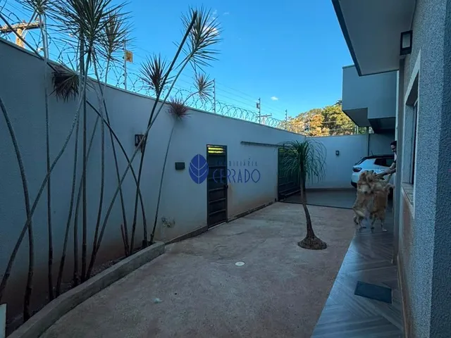 Imagem 15: Casa Moderna À Venda no Residencial Villa Bella: 3 Quartos, Suíte e Espaço Gourm