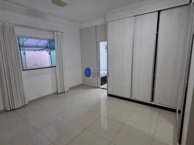 Imagem 2: Casa à Venda no Anápolis City – Exclusividade e Segurança em Rua Fechada