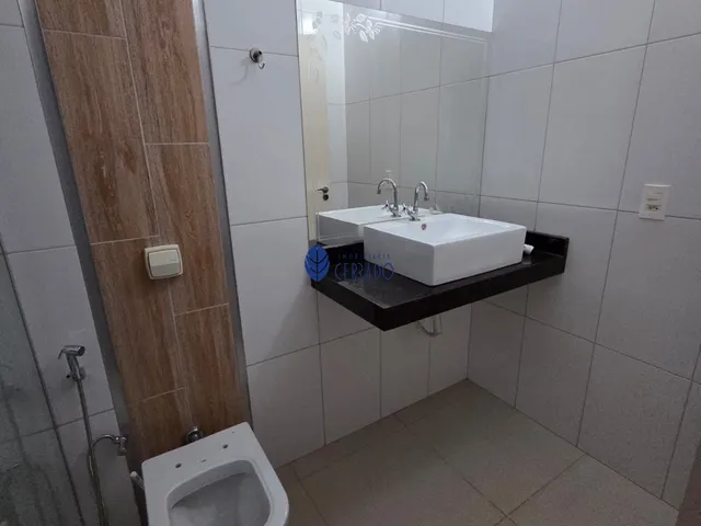 Imagem 3: Casa à Venda no Anápolis City – Exclusividade e Segurança em Rua Fechada