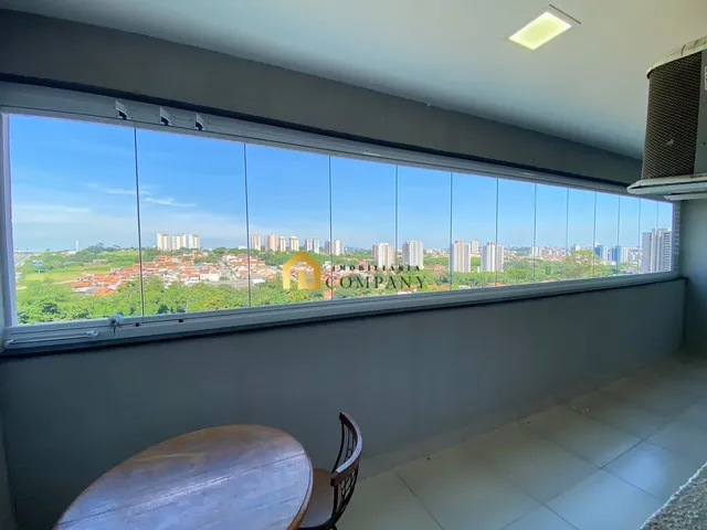 Imagem: O studio possui 2 Dormitórios, 1 Suíte, 2 Banheiros, 1