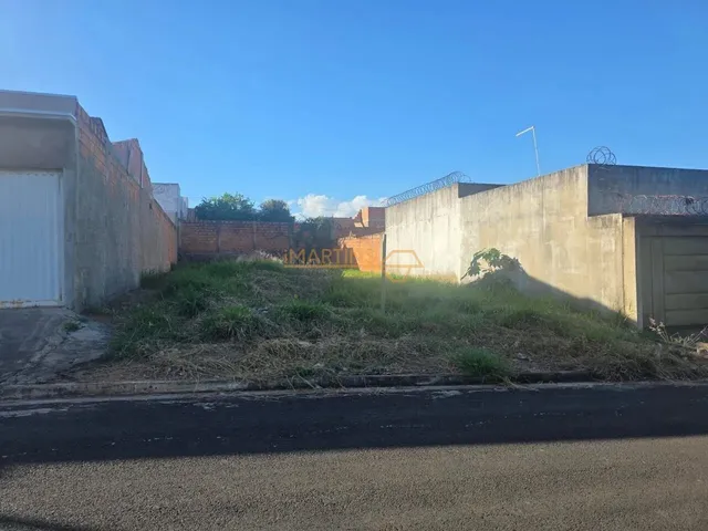 Imagem: O terreno possui 297m² de Área e está localizado em