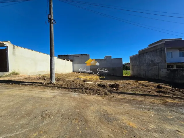 Imagem: O terreno possui 200m² de Área Privada e está localizado