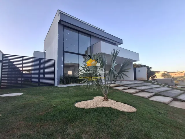 Imagem: CASA LINEAR DE ALTO PADRÃO COM 3 SUÍTES