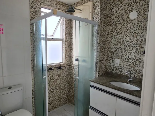 Imagem 2: Alugo Apartamento em super oportunidade com 81m2, varanda panorâmica, 3/4, suíte, total