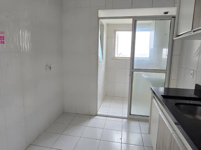 Imagem 12: Alugo Apartamento em super oportunidade com 81m2, varanda panorâmica, 3/4, suíte, total