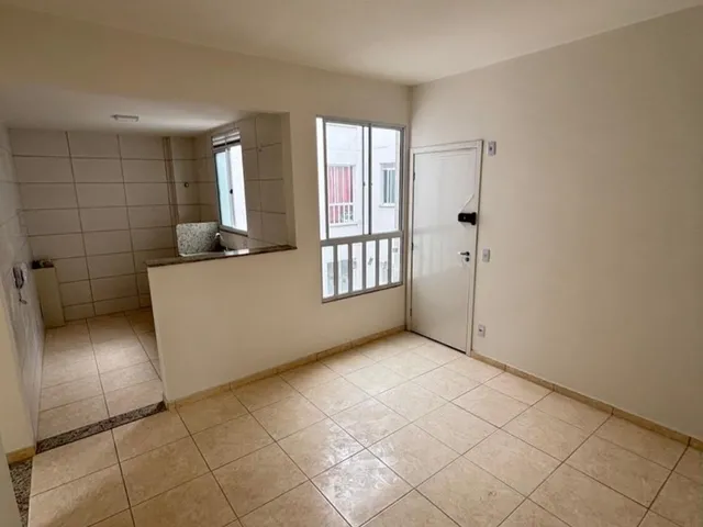Imagem: O apartamento possui 2 Dormitórios, 1 Banheiro, 1 Vaga na