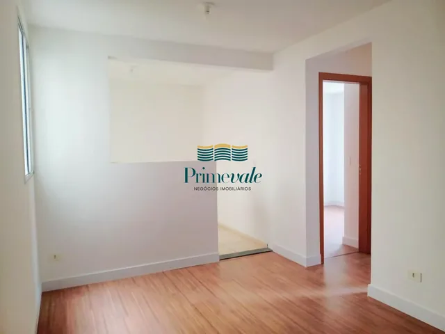Imagem: O apartamento possui 2 Dormitórios, 1 Banheiro, 2 Vagas na