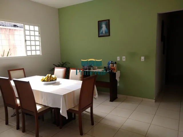 Imagem: Casa com 3 Dormitórios À Venda, 360 M²