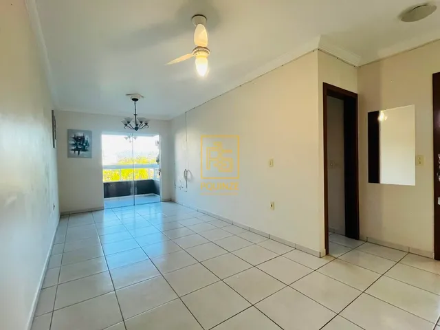 Imagem 9: Apartamento com suíte e sacada com churrasqueira no bairro Carijós em Indaial