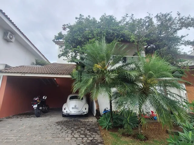 Imagem 1: CASA RESIDENCIAL em SANTANA DE PARNAÍBA - SP, ALPHAVILLE