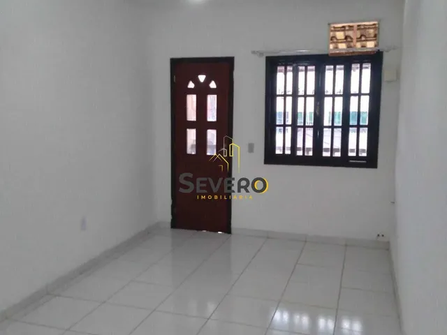 Imagem 9: Casa Duplex com Suíte e Área Gourmet na Trindade