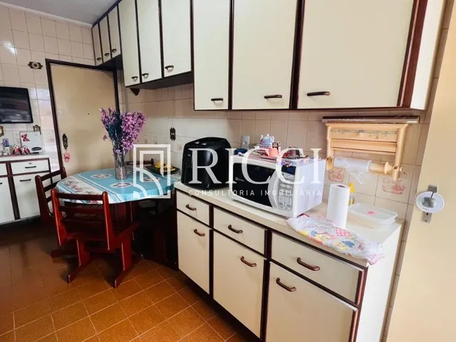 Imagem 13: Imóvel de Luxo à Venda em Santos-SP, Bairro Pompéia: 3 Quartos, 1 Suíte, 2 Salas, 3
