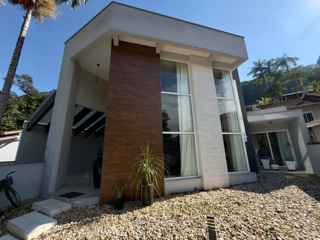 Imagem 14: Casa à venda com 3 quartos, sendo 1 suíte com closet, bairro Czerniewicz próxima ao