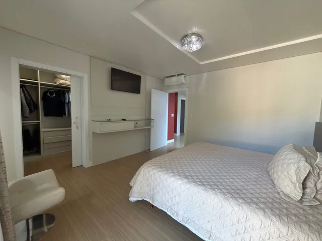 Imagem 7: Casa à venda com 3 quartos, sendo 1 suíte com closet, bairro Czerniewicz próxima ao