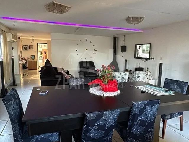 Imagem 4: ZPAR IMÓVEIS VENDE casa em Porto Alegre-RS, bairro Hípica: 3 quartos, 2 banheiros, 3