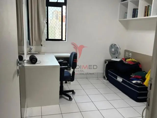 Imagem 10: Vende-se apartamento amplo em Manaira, em excelente localização