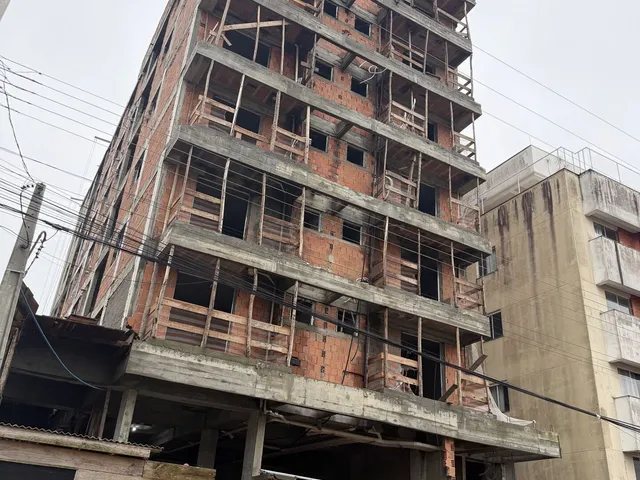 Imagem 9: Apartamento com 2 Quartos, Sendo 1 Suíte, com 1 Vaga de Garagem na Pedra Branca, Palhoça/Sc