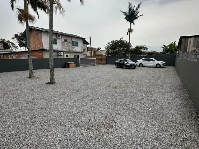 Imagem 8: Casa com Amplo Terreno em uma Excelente Localização - Barra do Aririu Palhoça