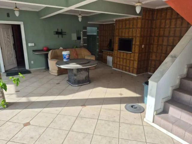 Imagem 7: Casa com Piscina
