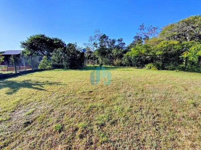 Imagem: Amplo Terreno a Poucos Metros da Lagoa da